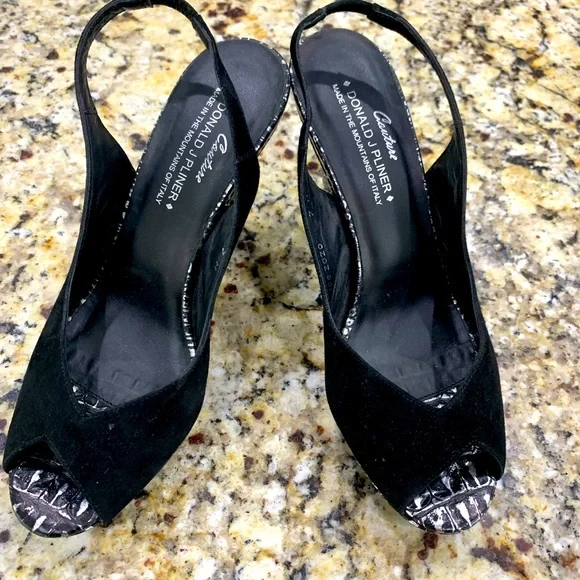 Gently used black sling back heels open toe pumps black and silver 7 M - Picture 1 of 6